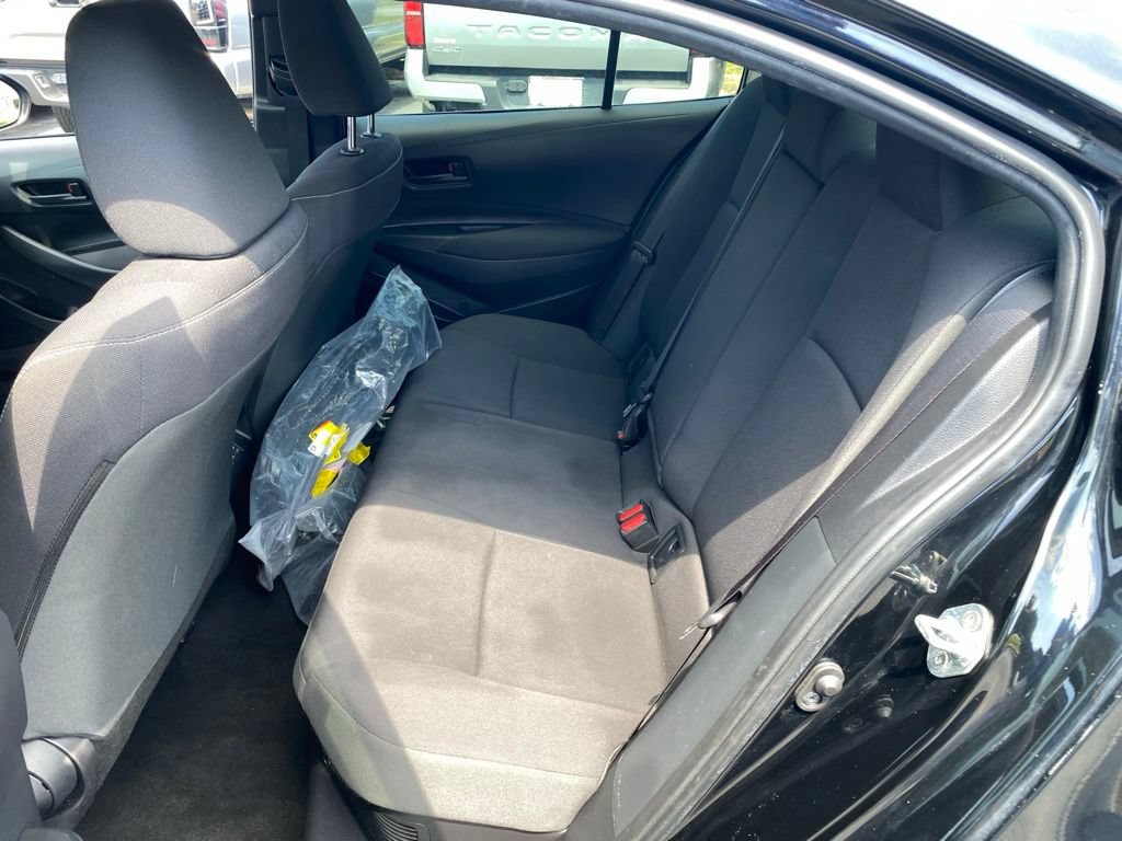 Used 2023 Toyota Corolla LE w/ LE Convenience Package FWD image 8