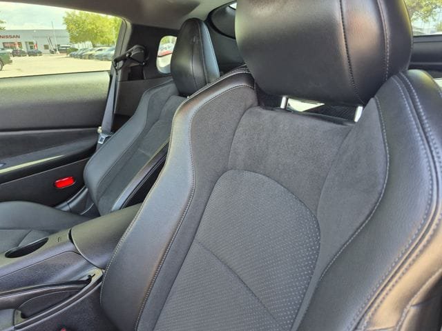 Certified 2026 Nissan Z Performance w/ Floor Mat Package RWD image 19
