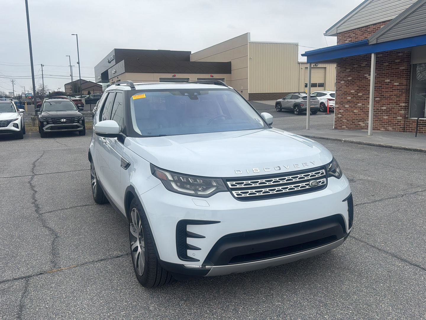 Used 2019 Land Rover Discovery HSE Luxury