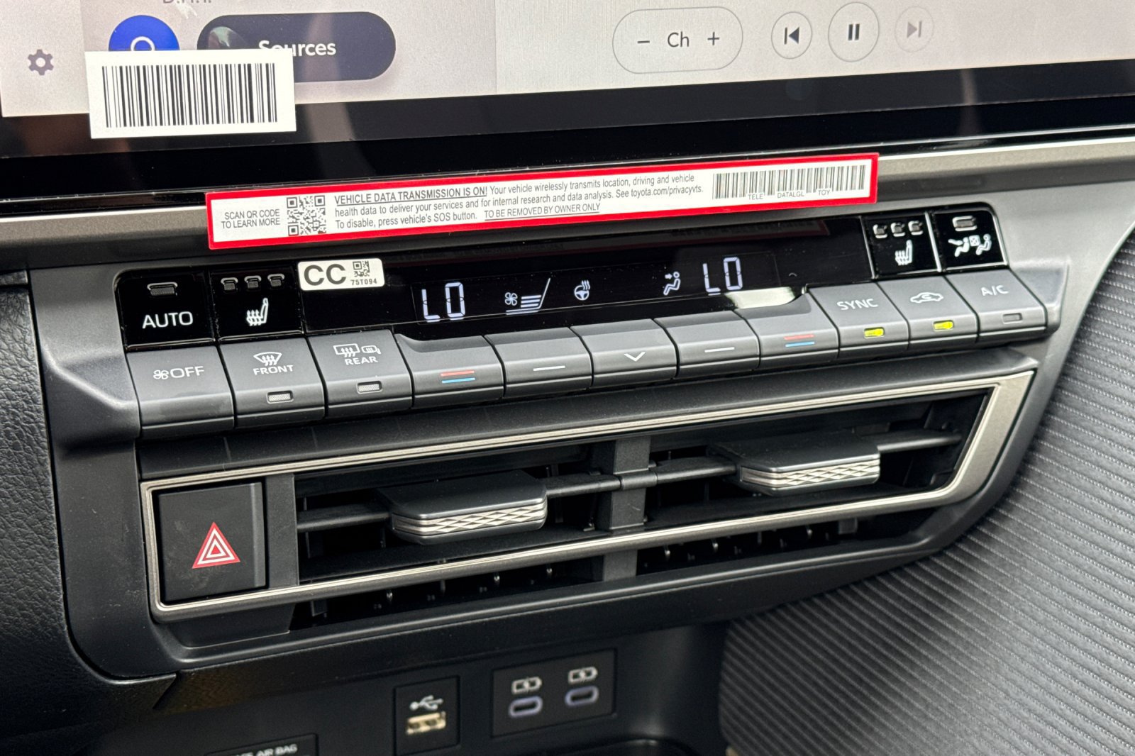New 2026 Toyota Camry SE w/ Multimedia Upgrade Package FWD image 24