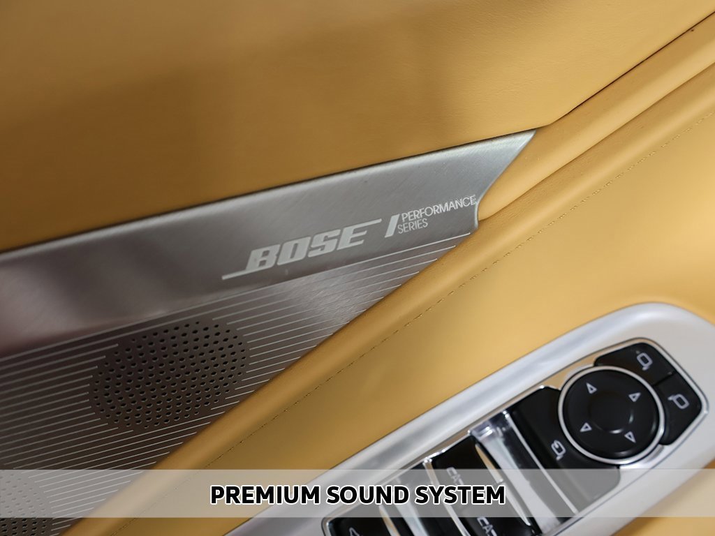 Used 2021 Chevrolet Corvette Stingray Premium Conv w/ Z51 Performance Package image 4