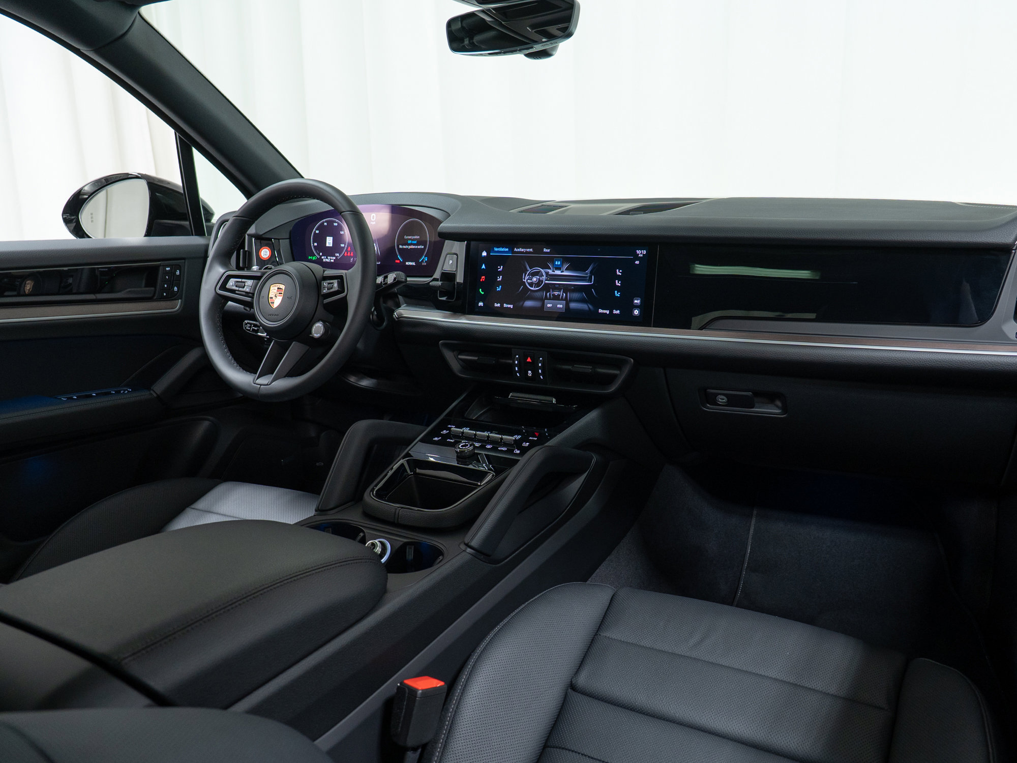 New 2026 Porsche Cayenne image 17