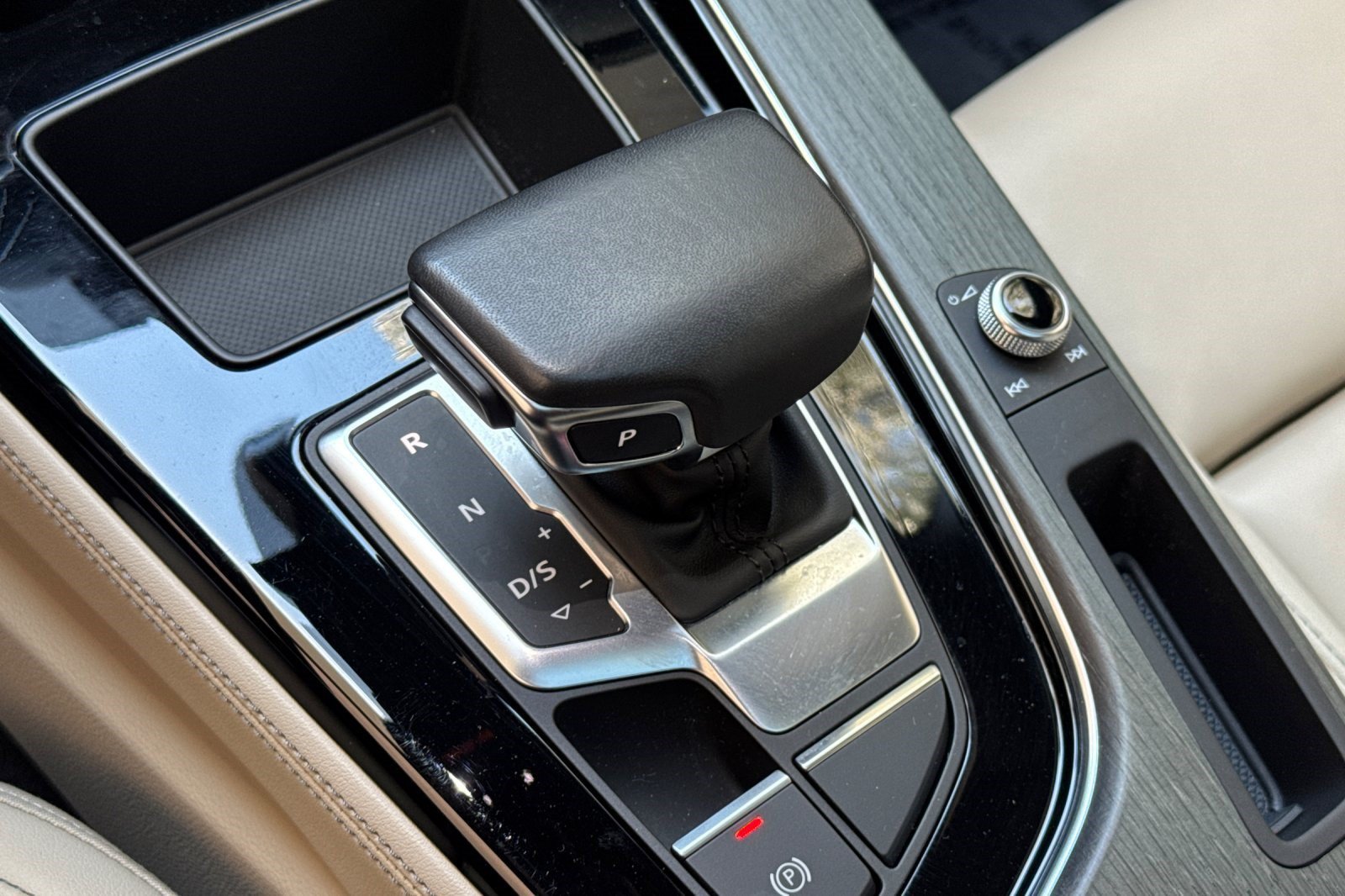 Used 2023 Audi A5 2.0T Premium Plus w/ Premium Plus AWD/4WD image 17