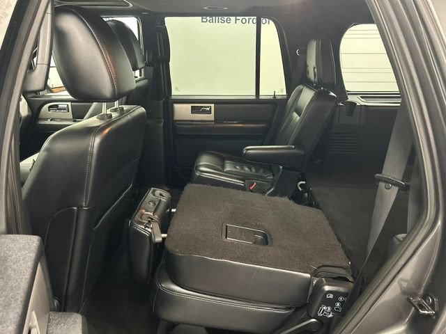 Used 2017 Ford Expedition Limited w/ Equipment Group 301A AWD/4WD image 21