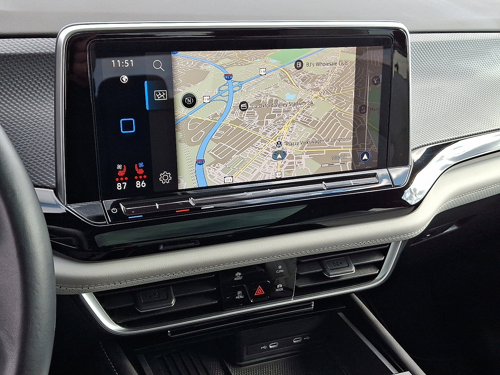 Used 2025 Volkswagen Atlas Cross Sport SEL Premium R-Line image 19