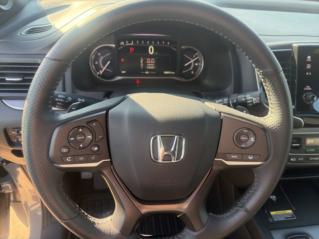 Used 2024 Honda Passport EX-L image 9