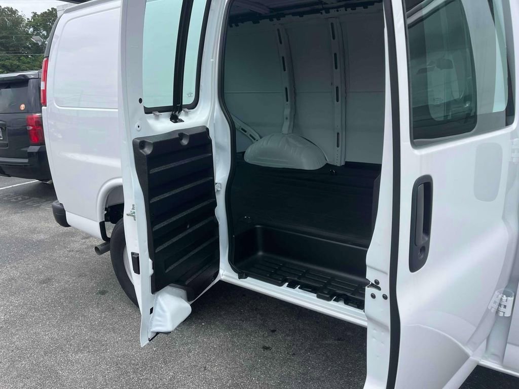 New 2025 GMC Savana 2500 w/ Driver Convenience Package image 16