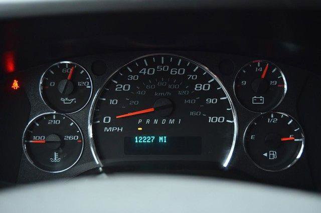 Used 2024 GMC Savana 2500 w/ Driver Convenience Package image 14