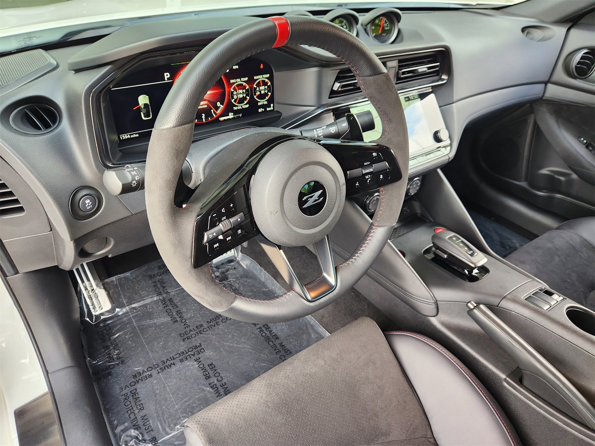 Used 2025 Nissan Z NISMO w/ Floor Mat Package image 2