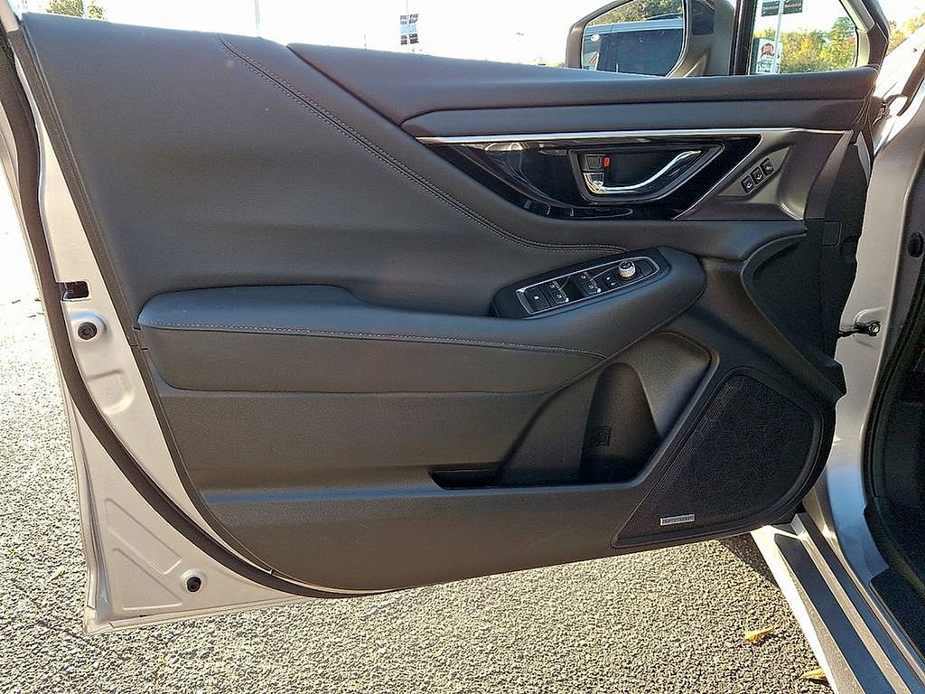 Used 2024 Subaru Legacy Limited AWD/4WD image 12