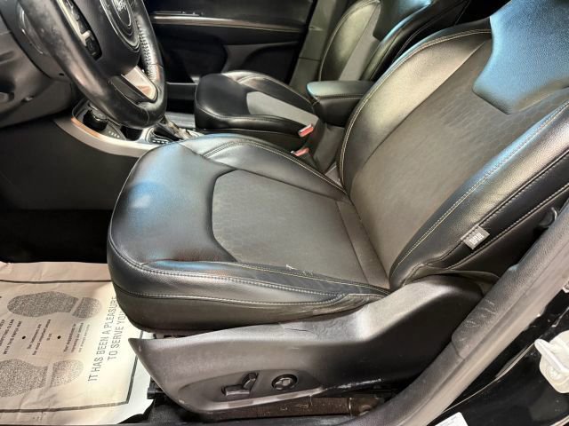 Used 2017 Jeep Compass Latitude w/ Popular Equipment Group image 22