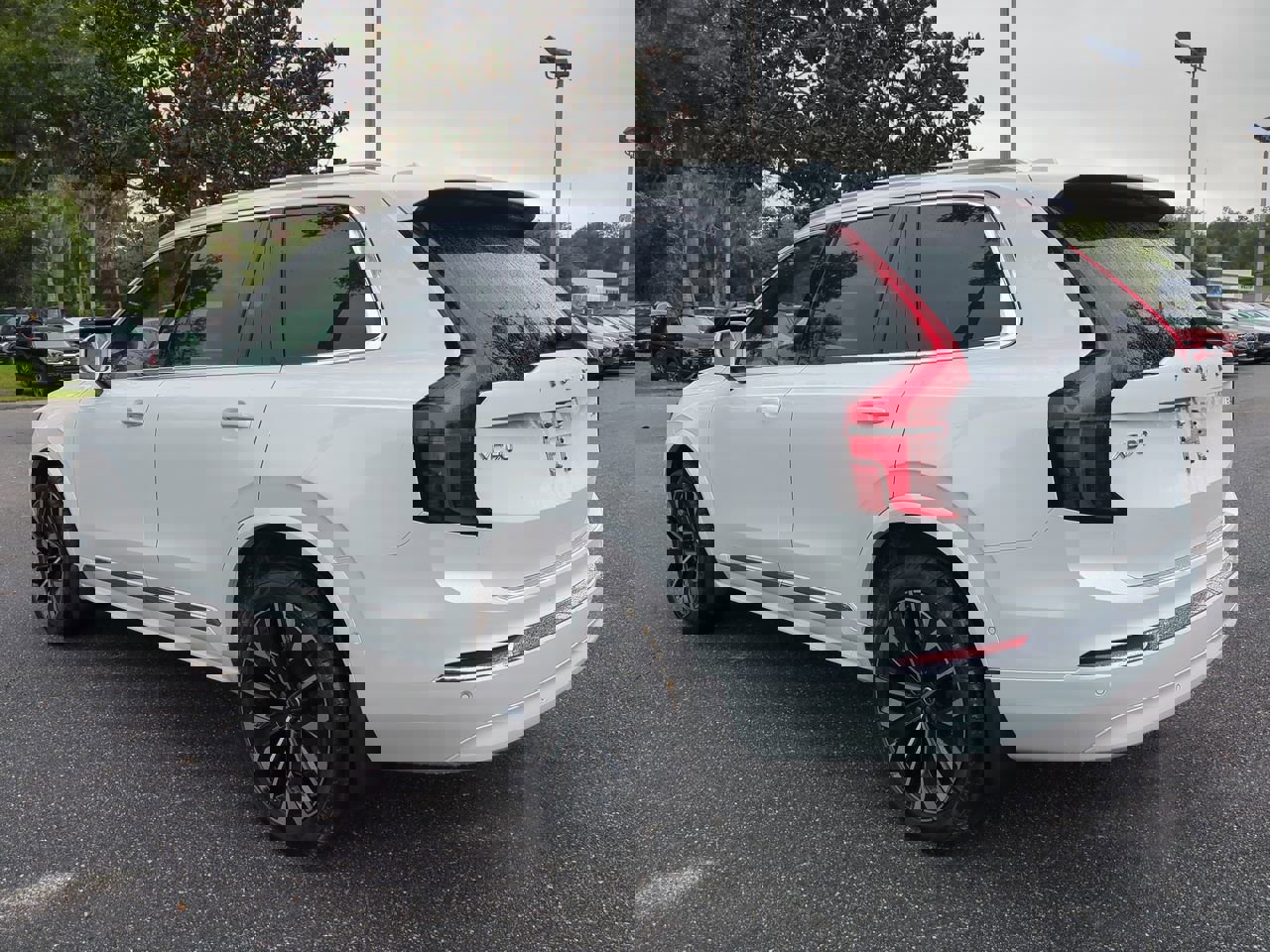 New 2026 Volvo XC90 B6 Plus w/ Protection Package Premier image 6