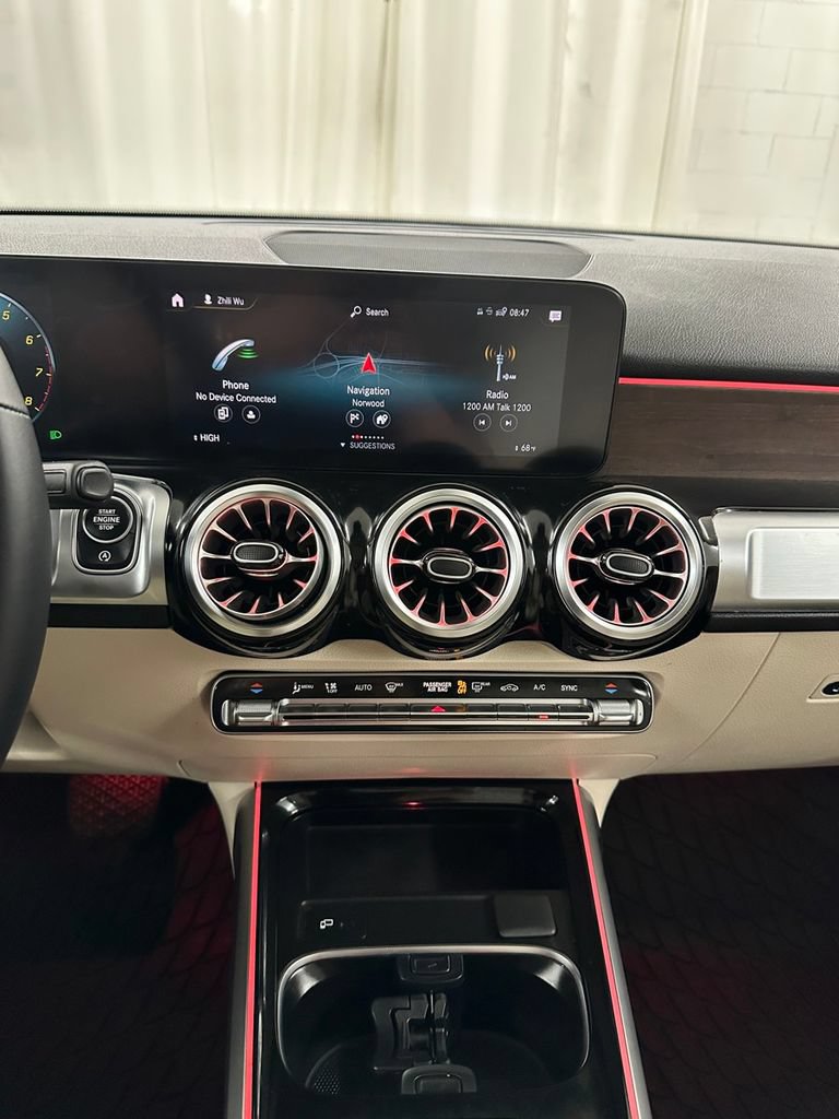 Used 2022 Mercedes-Benz GLB 250 4MATIC image 19