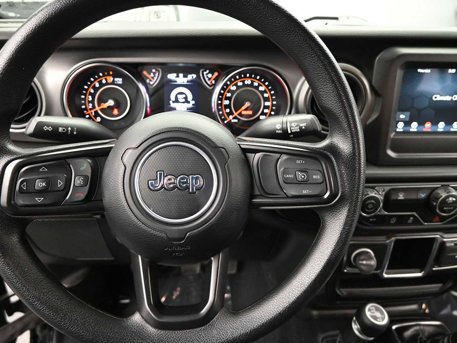 Used 2022 Jeep Gladiator Sport w/ Trailer Tow Package image 20