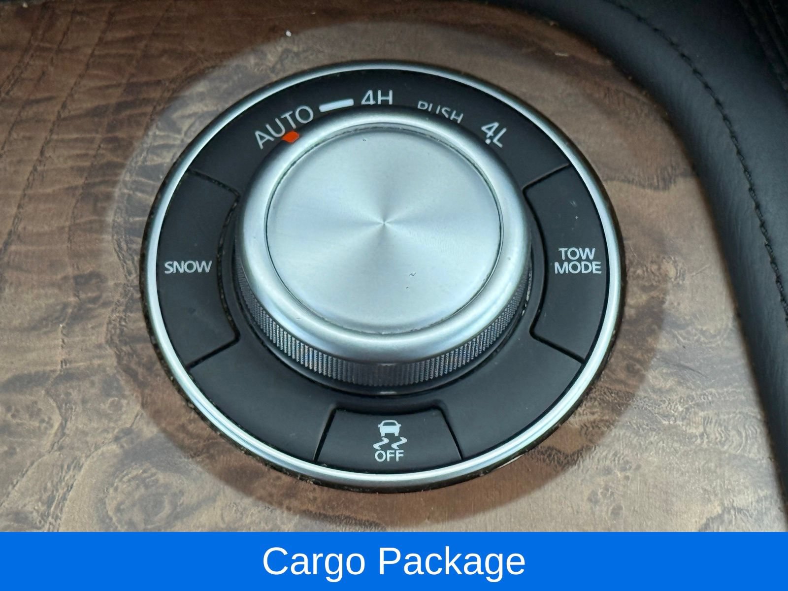 Used 2024 Nissan Armada SL w/ Cargo Package AWD/4WD image 28