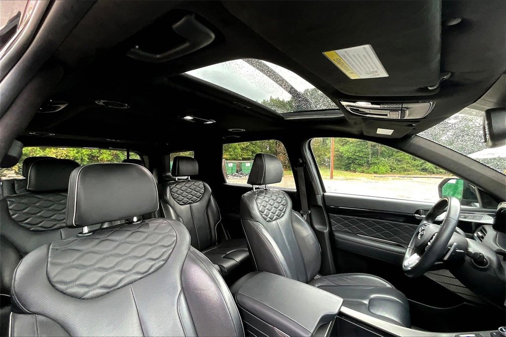 Used 2022 Hyundai Palisade Calligraphy w/ Cargo Package image 25