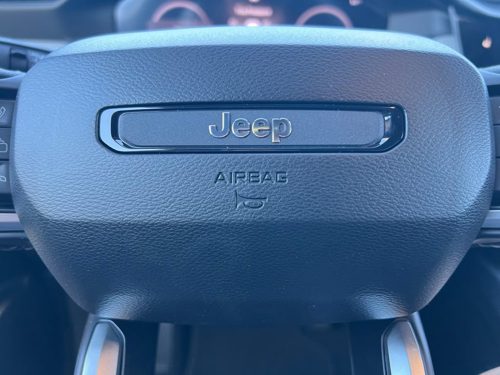 New 2026 Jeep Cherokee Laredo AWD/4WD image 5