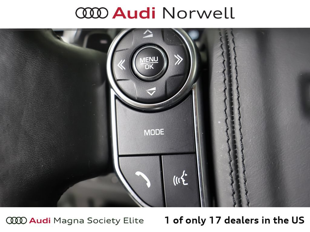 Used 2017 Land Rover Range Rover HSE AWD/4WD image 28