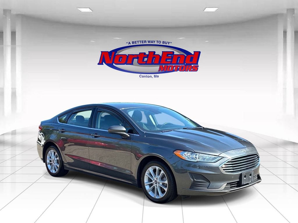 Used 2020 Ford Fusion SE FWD image 2