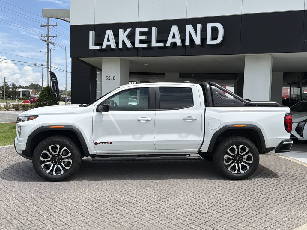 Certified 2025 GMC Canyon AT4 w/ Nightfall Edition AWD/4WD image 3
