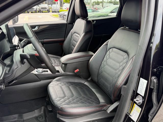 Used 2023 Ford Escape ST-Line Elite AWD/4WD image 6