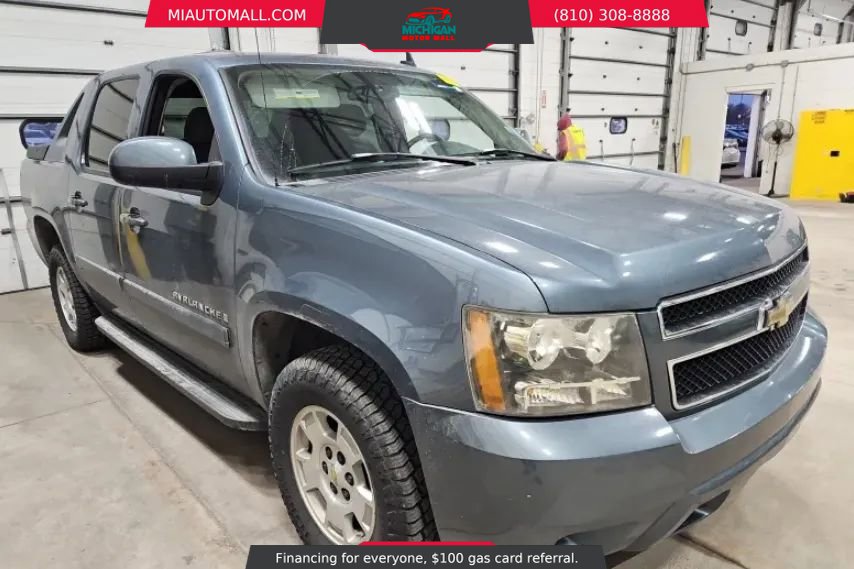 Used 2008 Chevrolet Avalanche LT w/ Convenience Package #1 image 3