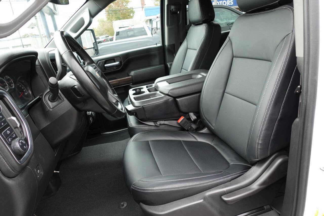 Used 2023 Chevrolet Silverado 2500 LT w/ Snow Plow Prep/Camper Package image 17