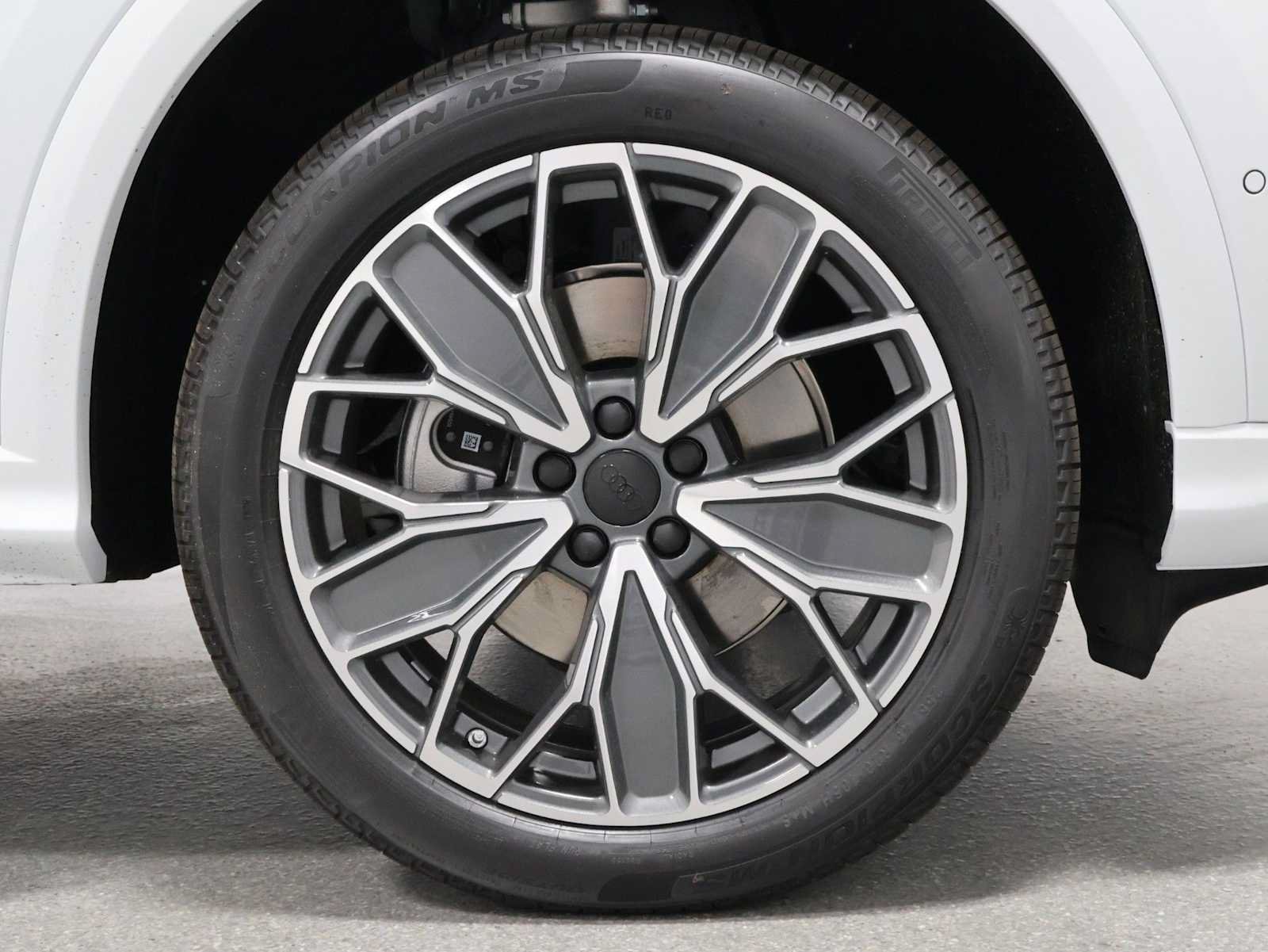 New 2026 Audi Q5 Premium Plus AWD/4WD image 12