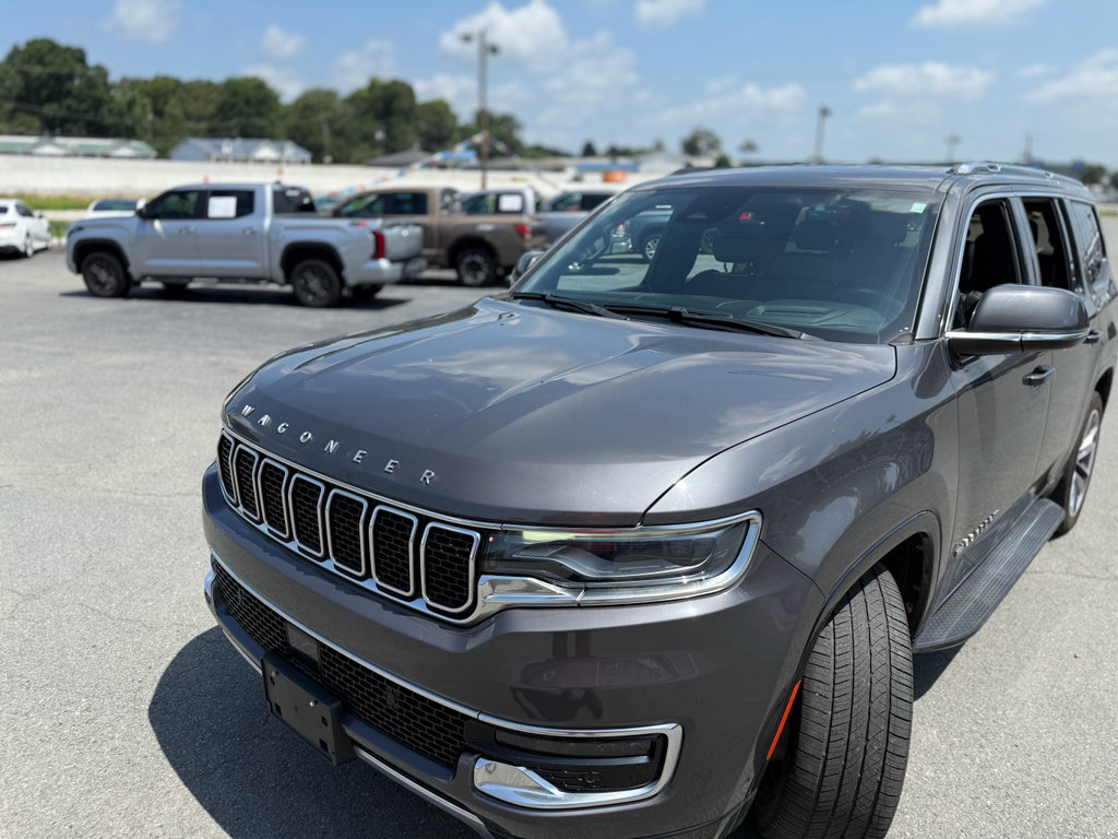 Used 2022 Jeep Wagoneer Series III w/ Flexible Seating Group RWD image 15