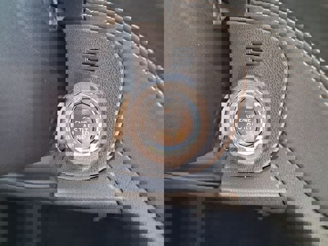 Used 2023 Subaru Outback Limited image 32