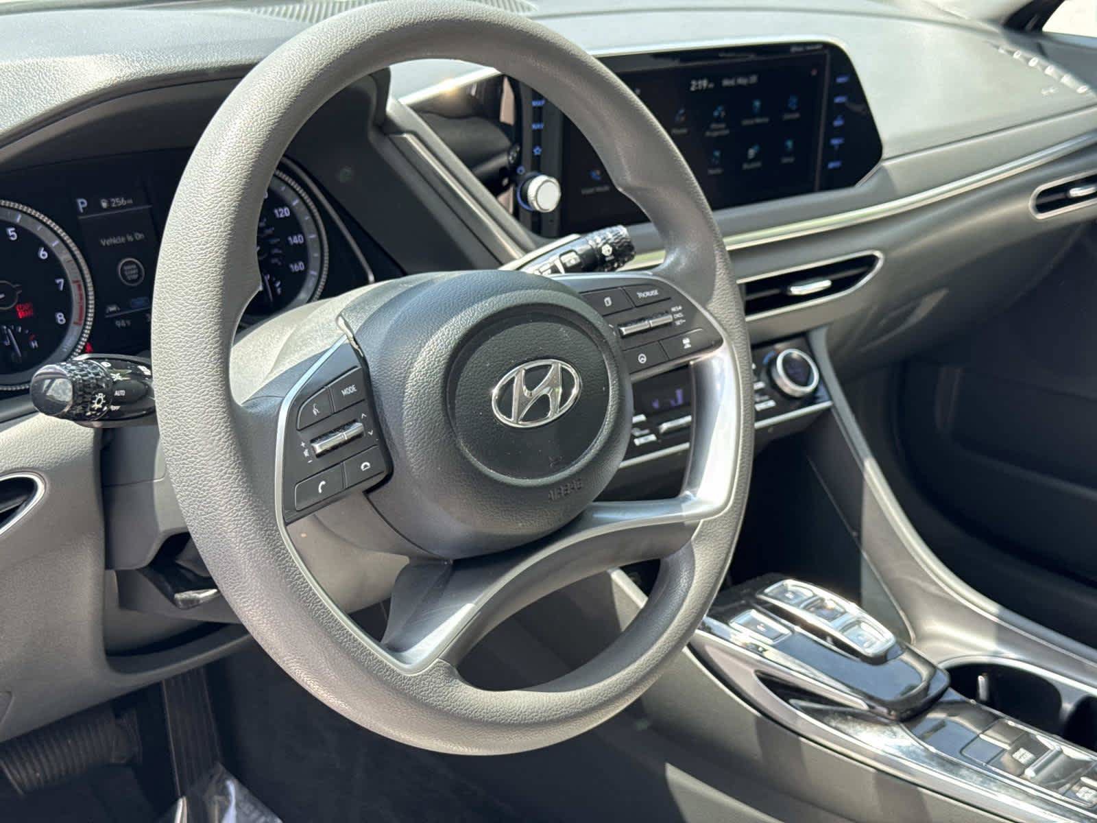 Used 2023 Hyundai Sonata SEL w/ Cargo Package FWD image 3