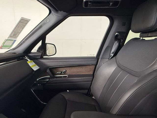 New 2025 Land Rover Range Rover SE image 20
