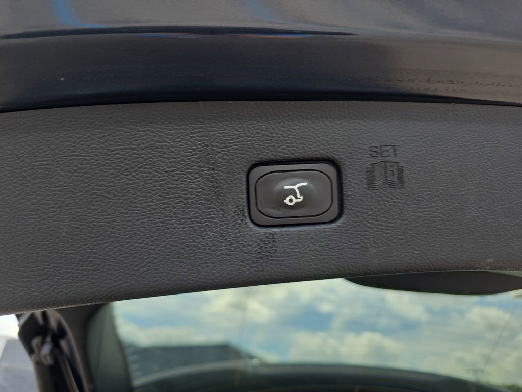 Used 2023 Ford Edge SEL w/ Convenience Package AWD/4WD image 17