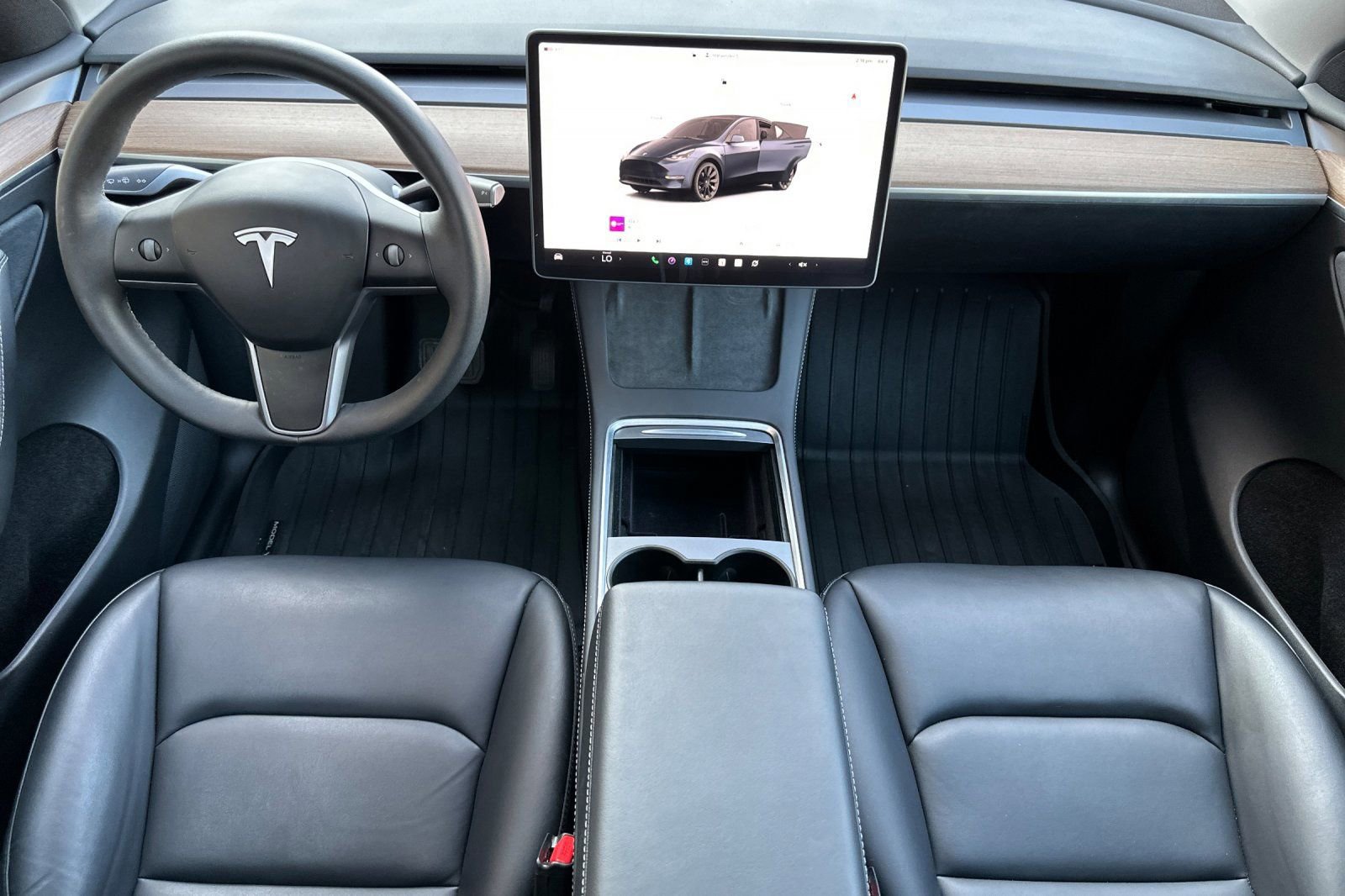 Used 2025 Tesla Model Y Long Range image 14