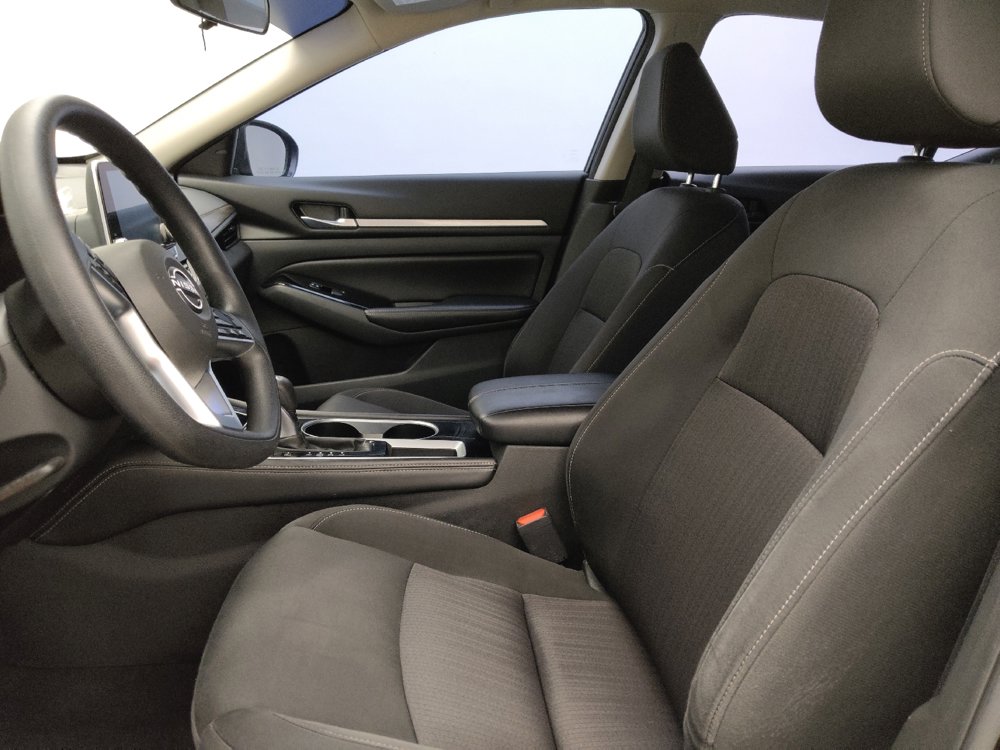 Used 2023 Nissan Altima 2.5 SV image 17