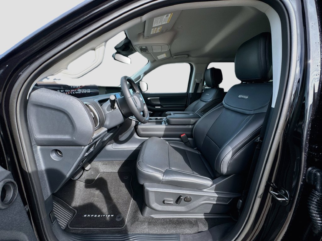 New 2027 Ford Expedition Platinum RWD image 22