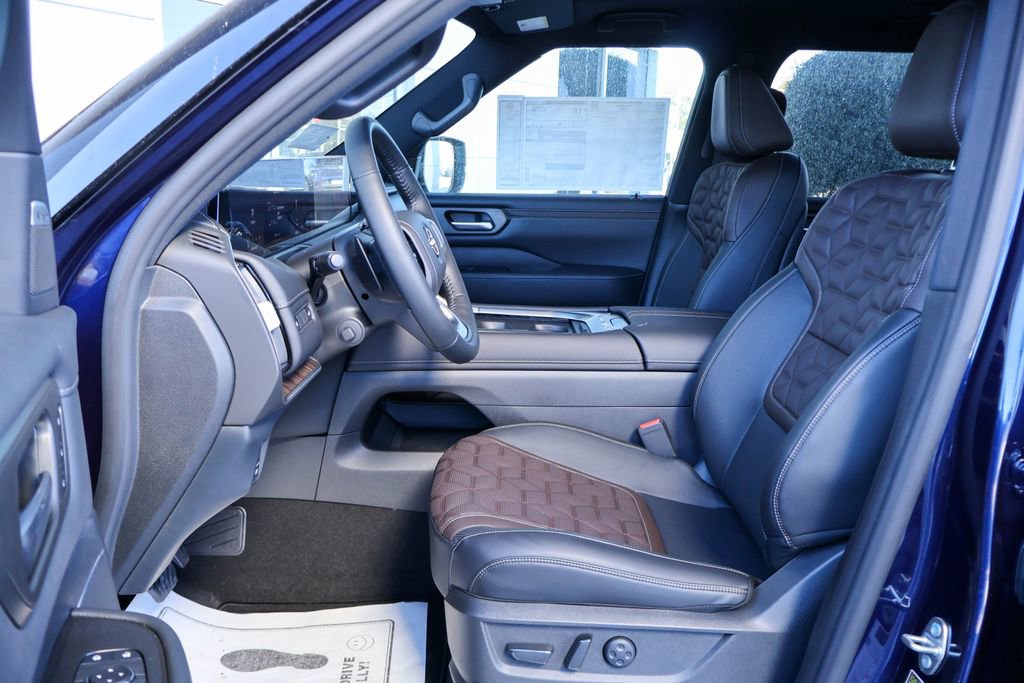 New 2026 Nissan Armada Platinum image 7