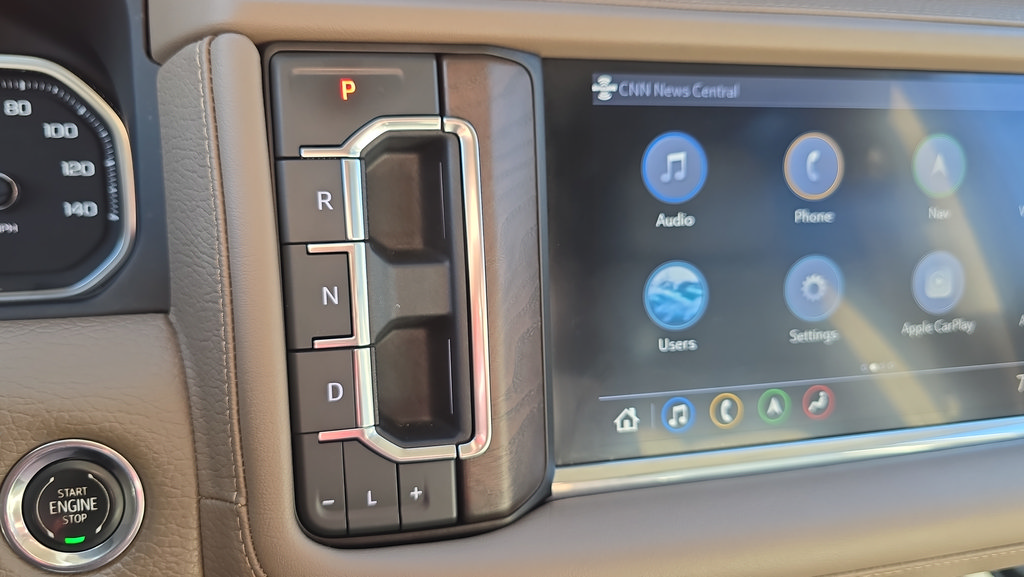 Used 2021 GMC Yukon XL Denali w/ Denali Premium Package AWD/4WD image 22