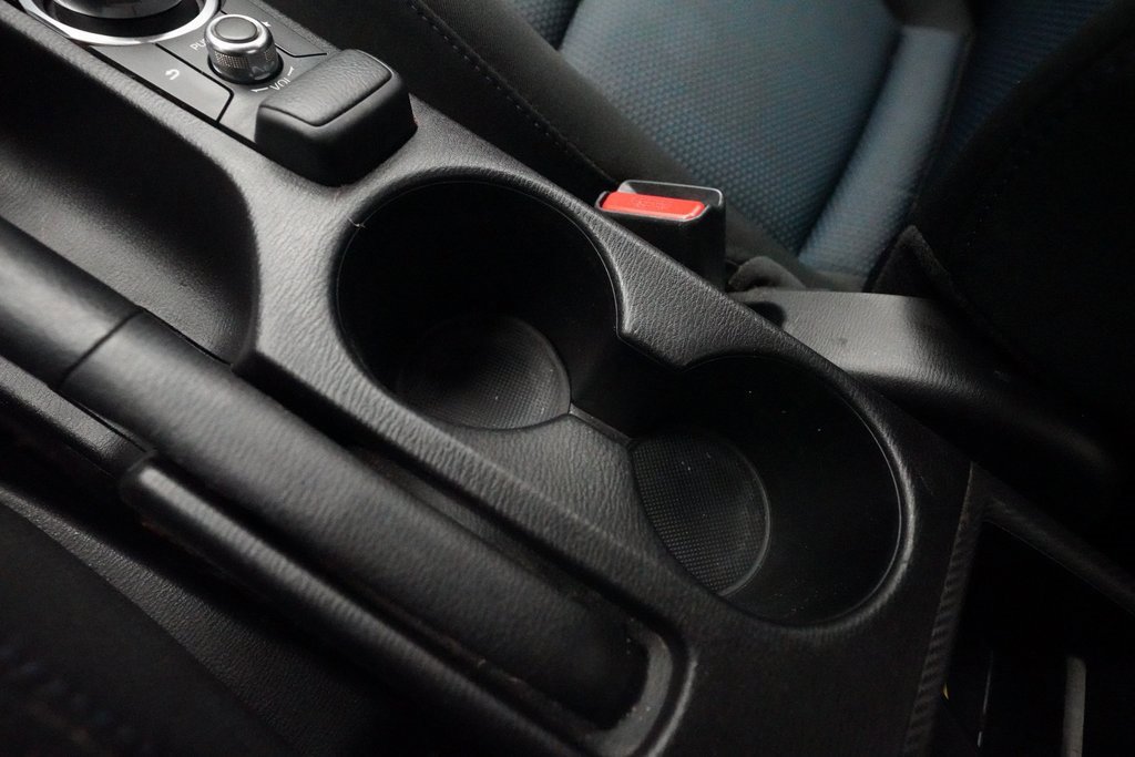 Used 2017 Toyota Yaris iA image 16