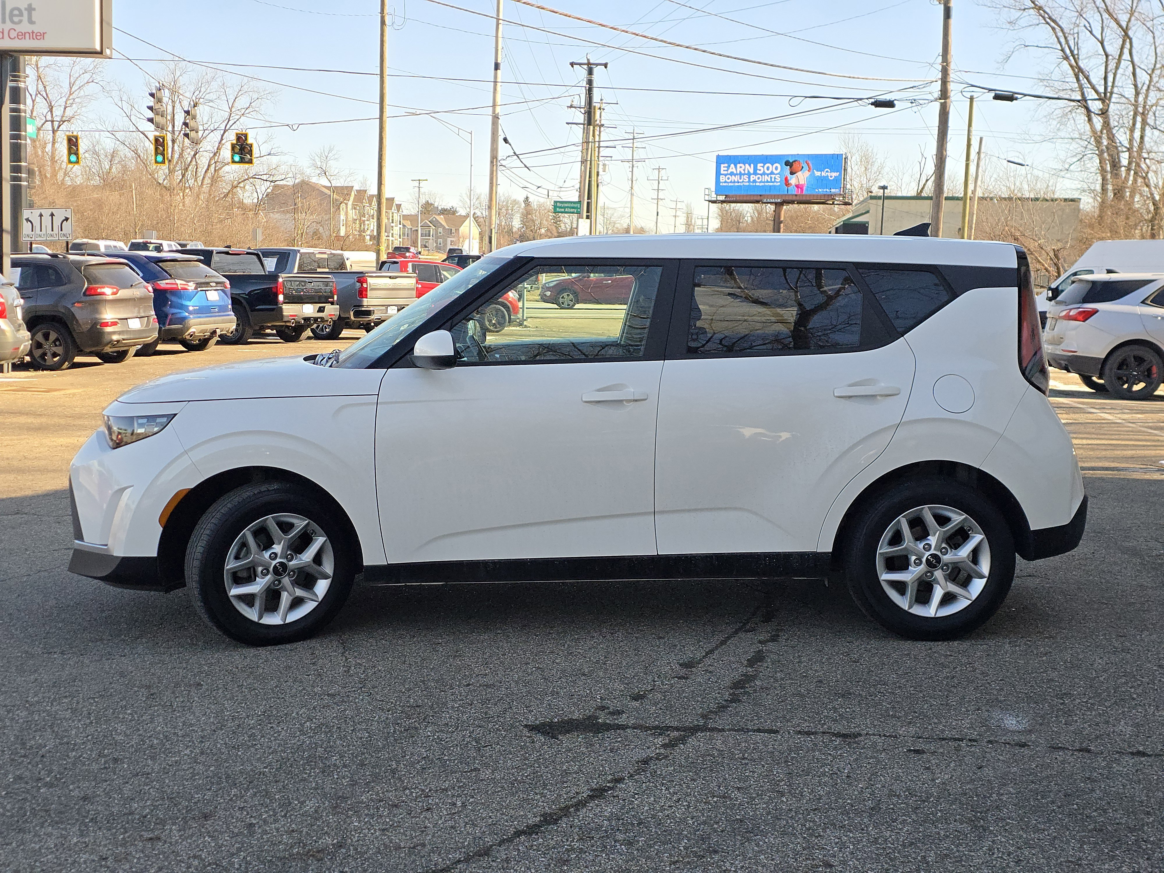 Used 2024 Kia Soul LX w/ Option Group 015 image 4