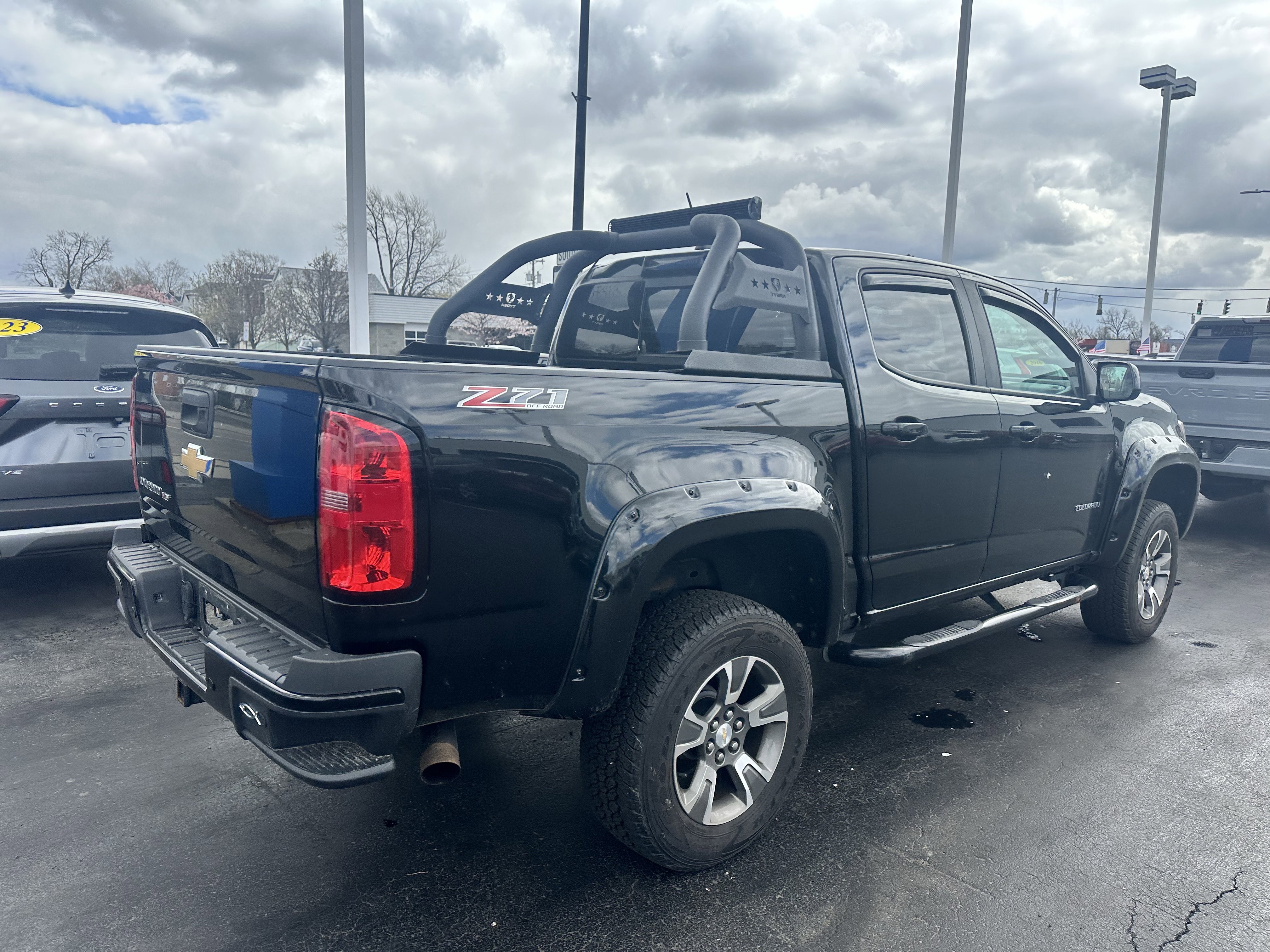 Used 2019 Chevrolet Colorado Z71 AWD/4WD image 8