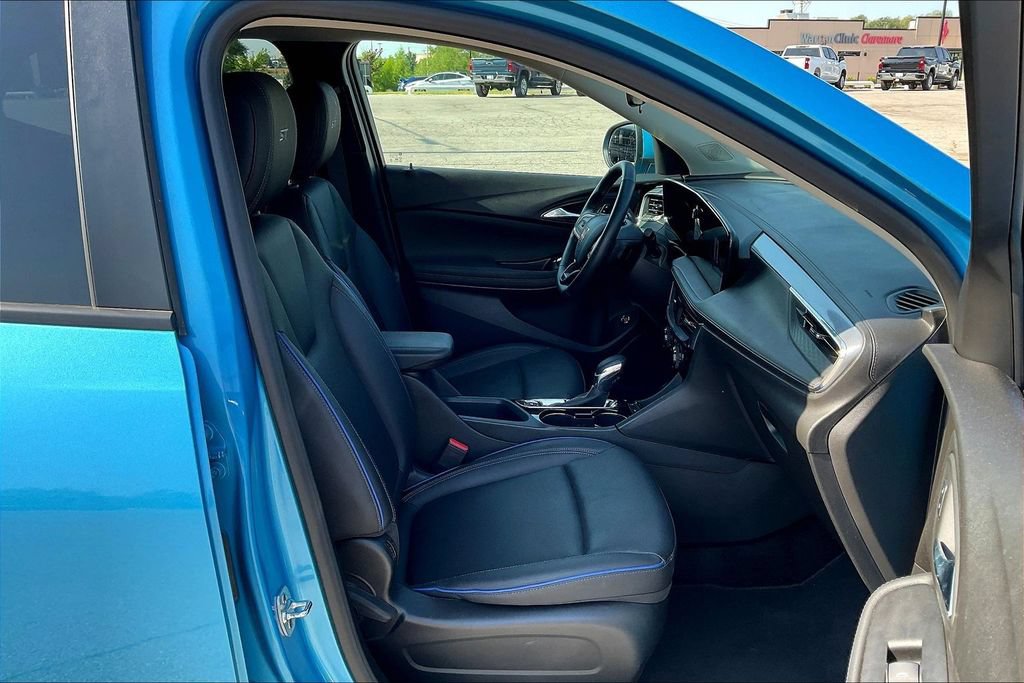 Used 2026 Buick Encore GX Sport Touring w/ Comfort Package FWD image 15