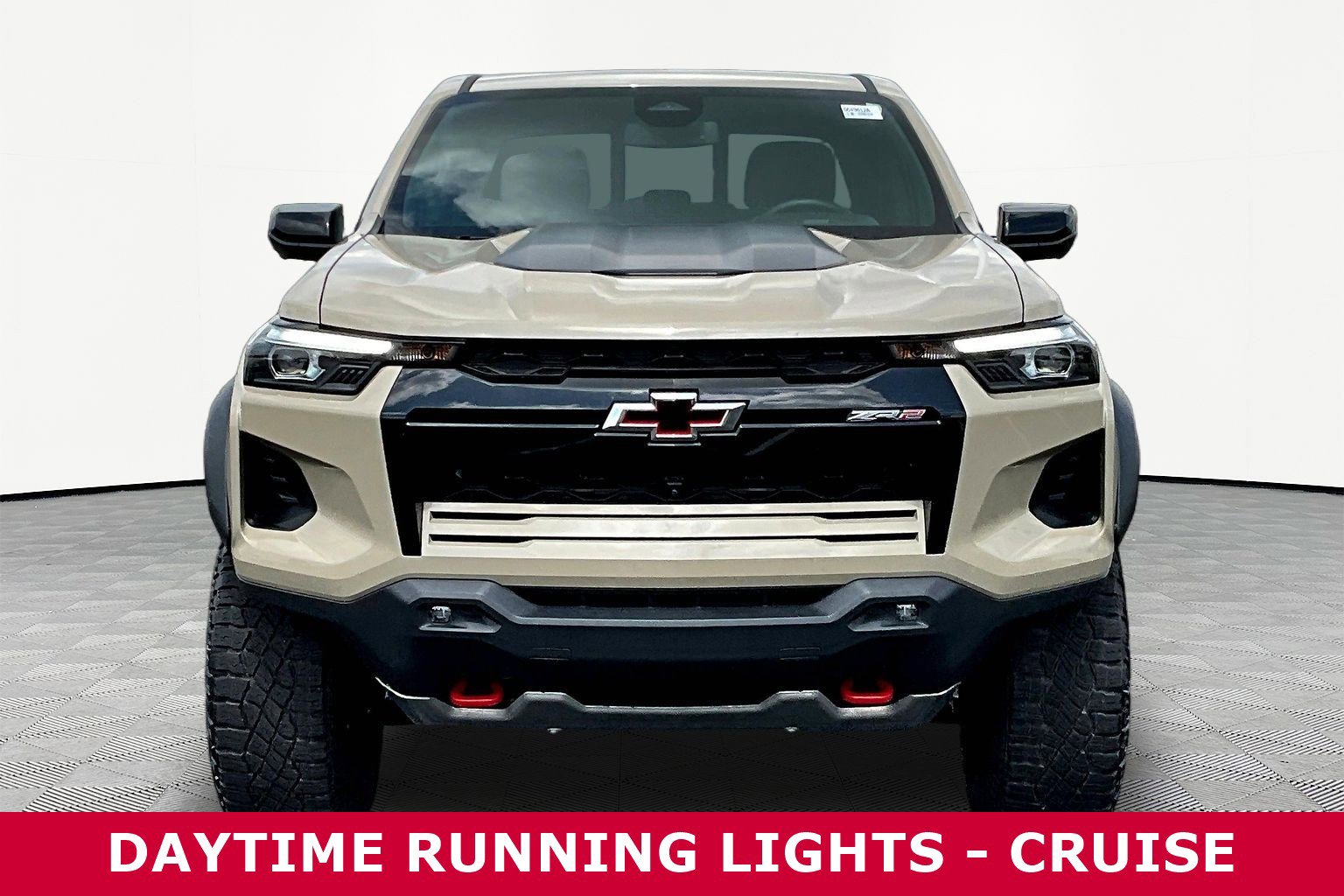 Used 2024 Chevrolet Colorado ZR2 w/ Technology Package image 2