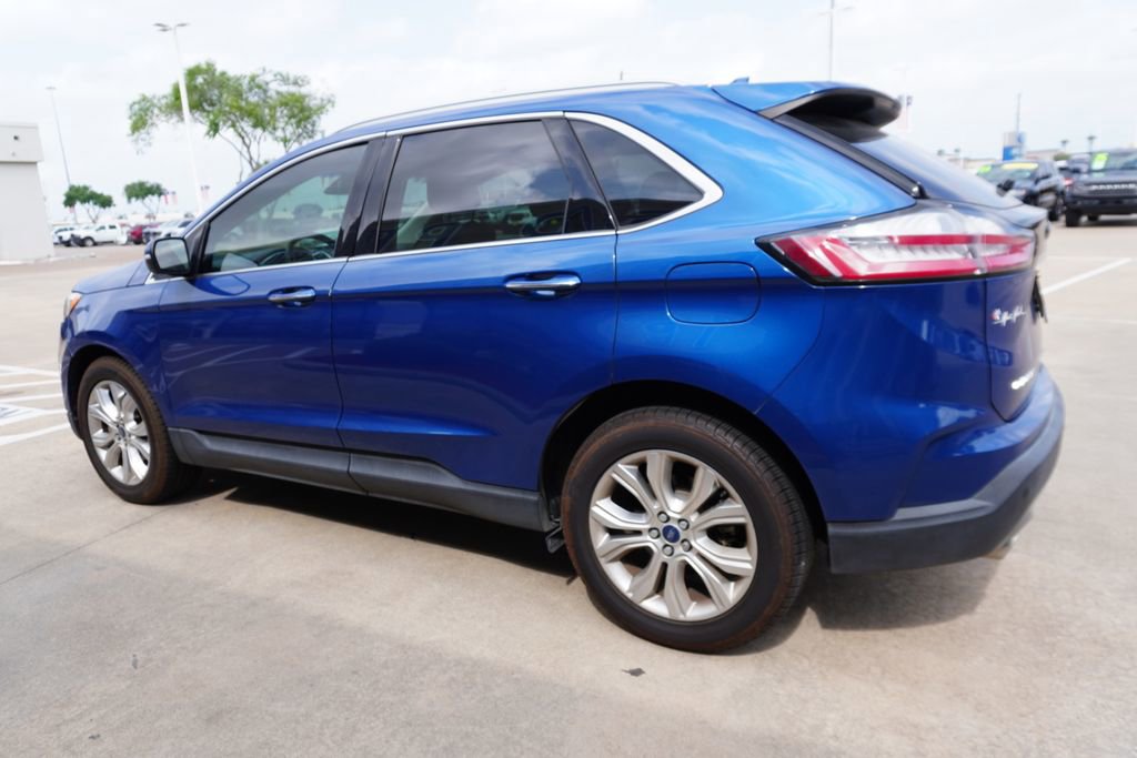 Certified 2020 Ford Edge Titanium FWD image 4