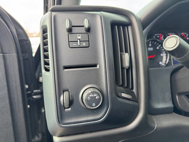 Used 2018 Chevrolet Silverado 1500 W/T w/ Black Out Edition image 21