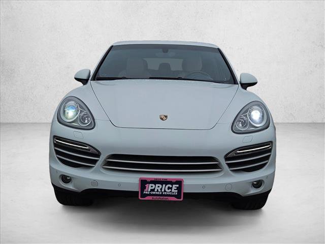 Used 2014 Porsche Cayenne Platinum Edition AWD/4WD image 2