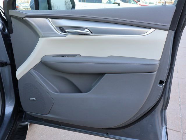 Certified 2021 Cadillac XT5 Premium Luxury image 12