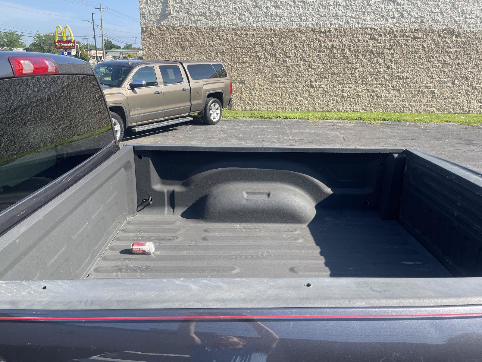 Used 2015 RAM 1500 ST AWD/4WD image 11
