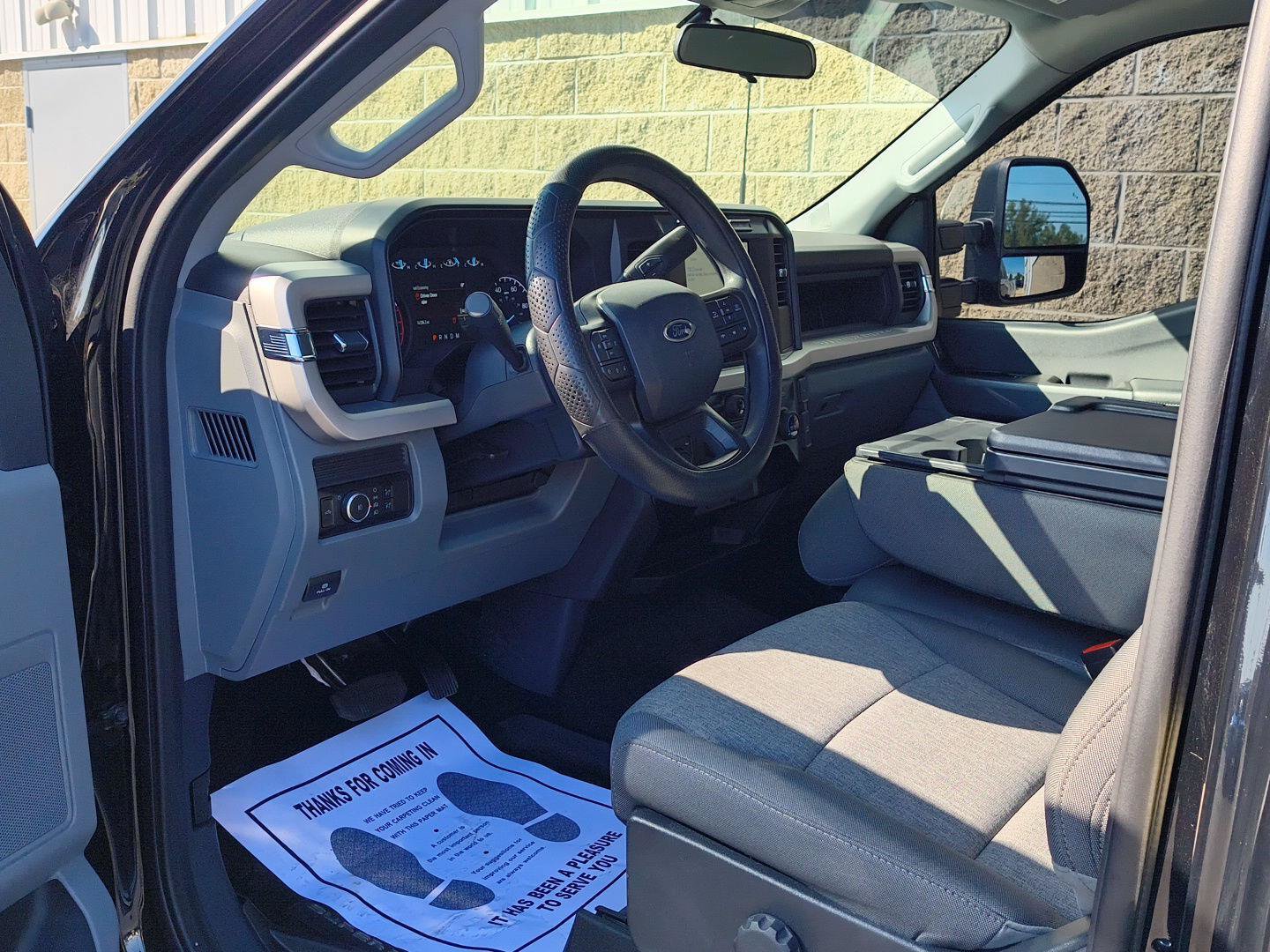 Used 2024 Ford F350 XL w/ STX Appearance Package AWD/4WD image 4