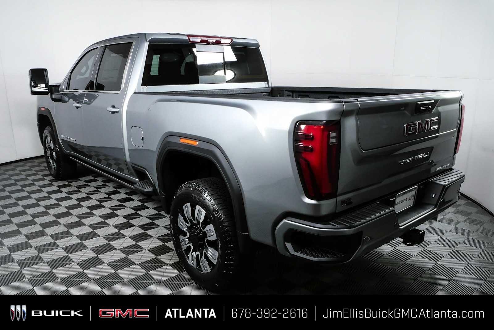 New 2026 GMC Sierra 2500 Denali w/ Denali Reserve Package AWD/4WD image 30